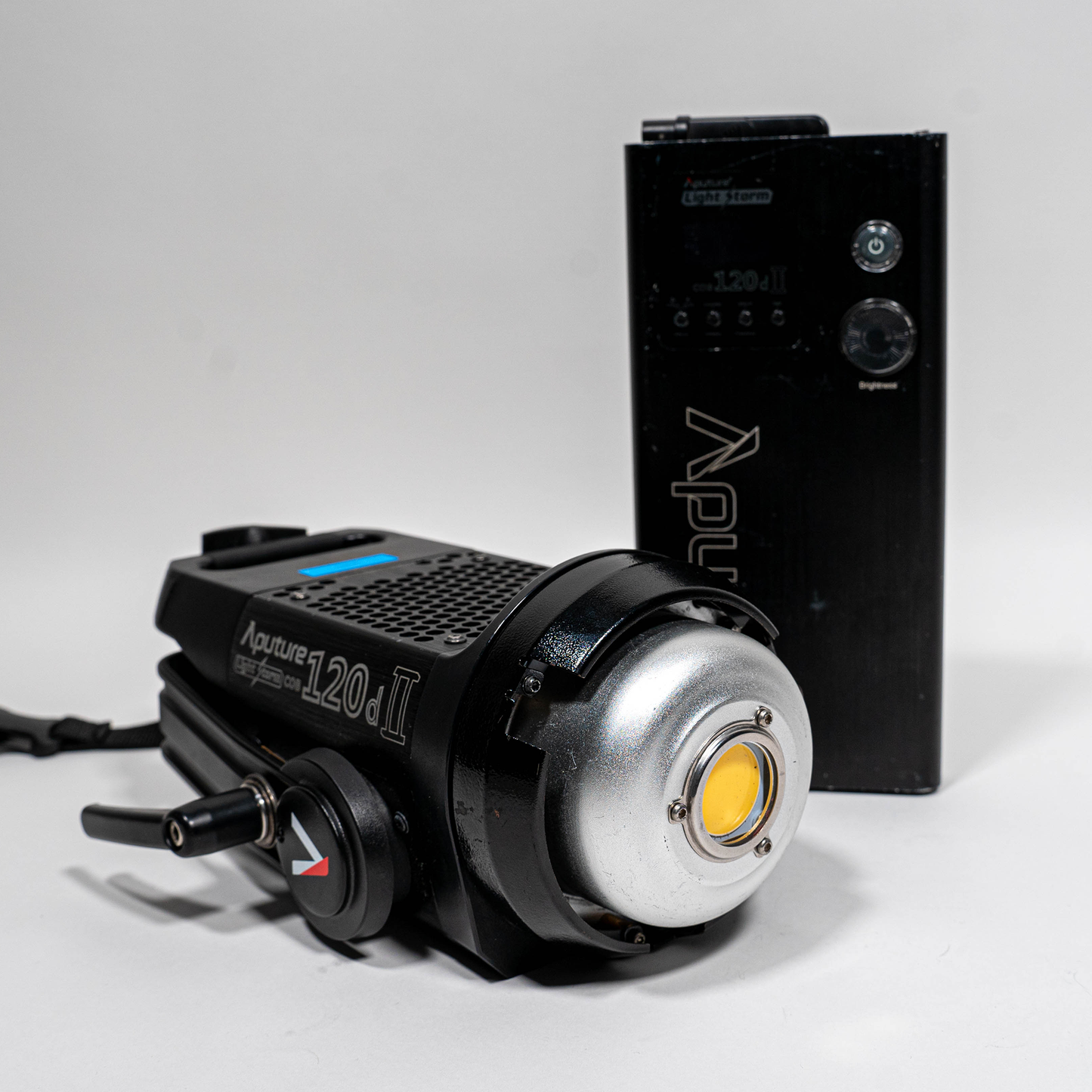 APUTURE LS C120 D II