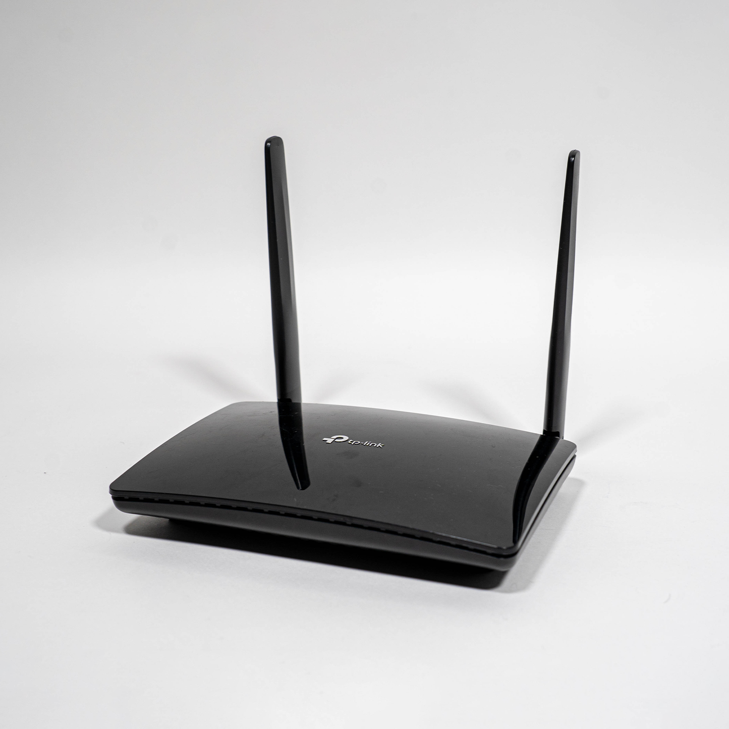 TL-MR6400 300 Mbps Wireless N 4G LTE Router